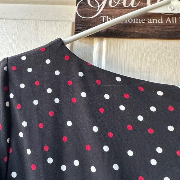 Women Beautiful Black/Red/White Polka Dot Dress Size 4. - Picture 5 of 12